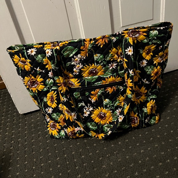 Vera Bradley Handbags - Vera Tote